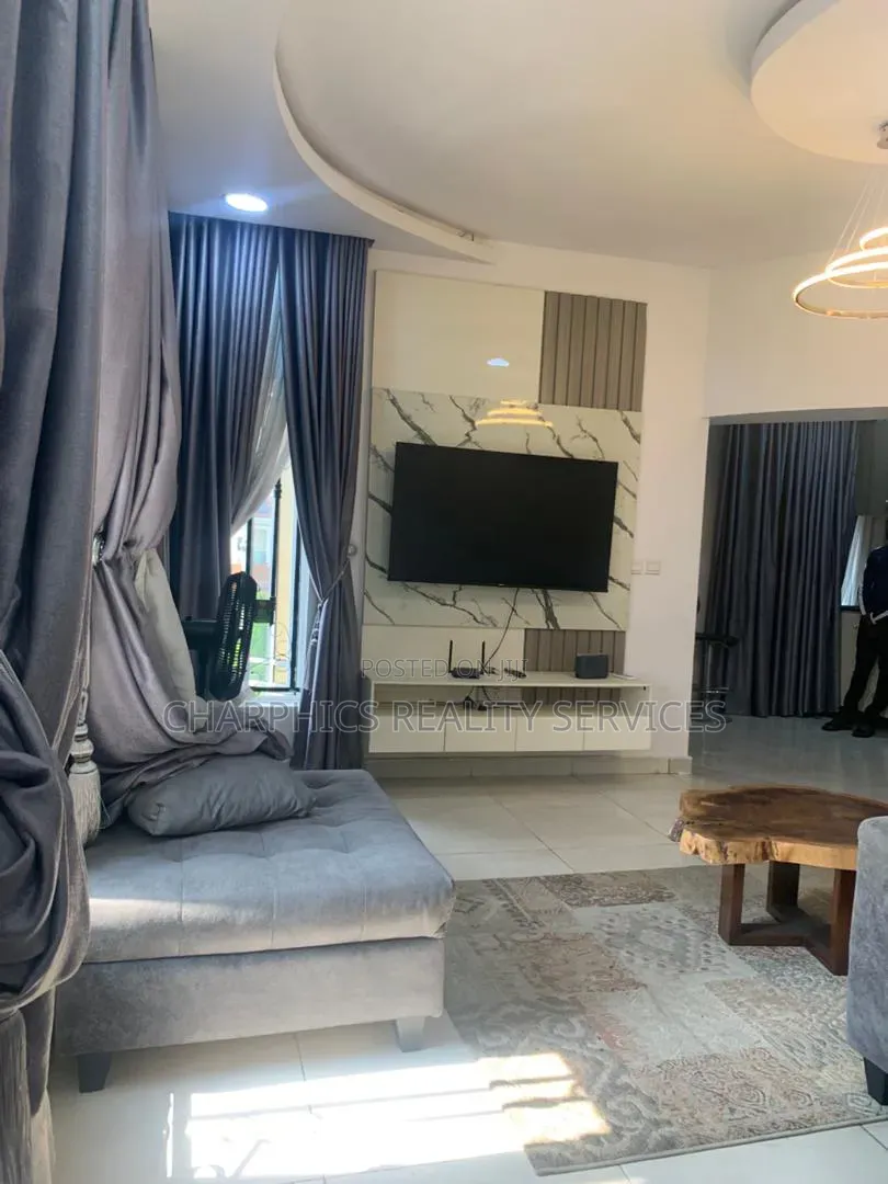 Furnished 2bdrm Apartment in Lekki Phase 1 for rent in Lekki Phase 1