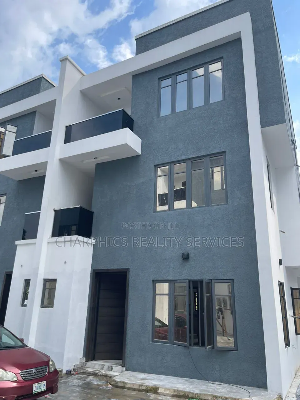 5bdrm Duplex in Mende for rent in Mende