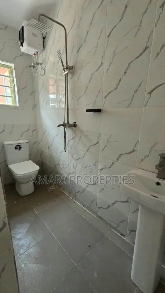 1bdrm Block of Flats in Sunview Estate, Sangotedo for rent in Sangotedo
