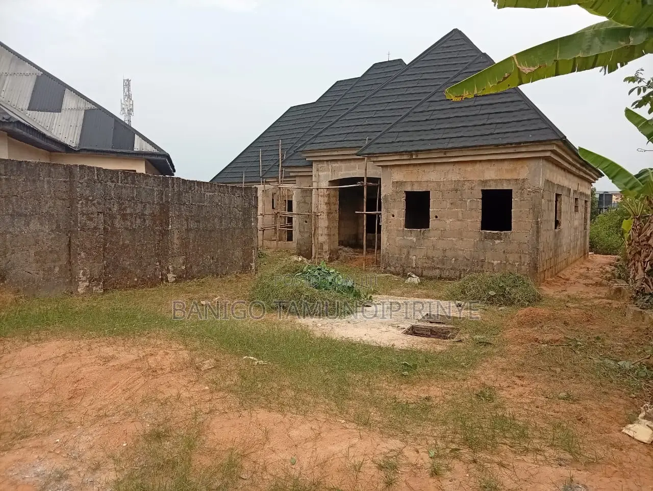 3bdrm Bungalow in Spring Road, Uyo for sale in Uyo