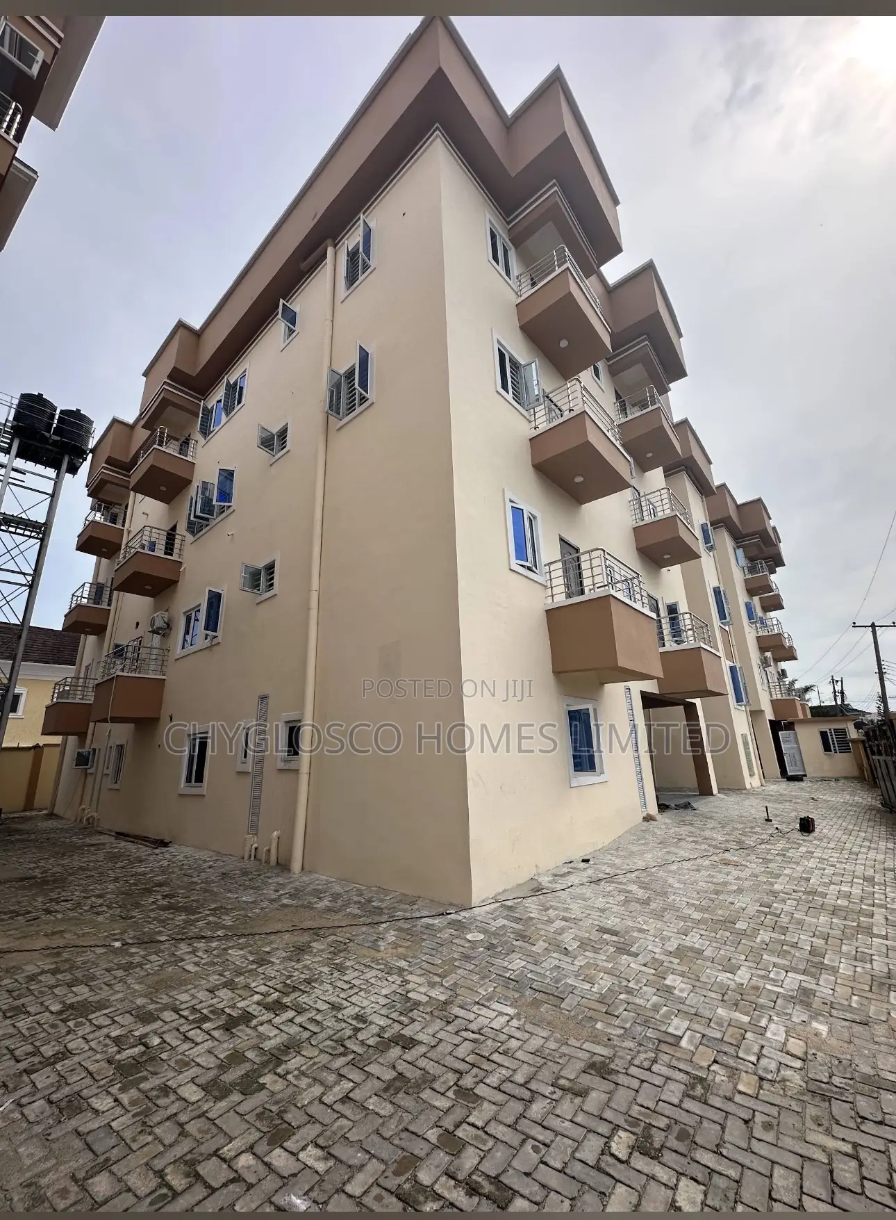 1bdrm Apartment in GRA Phase 3 / Port-Harcourt for sale in GRA Phase 3 / Port-Harcourt