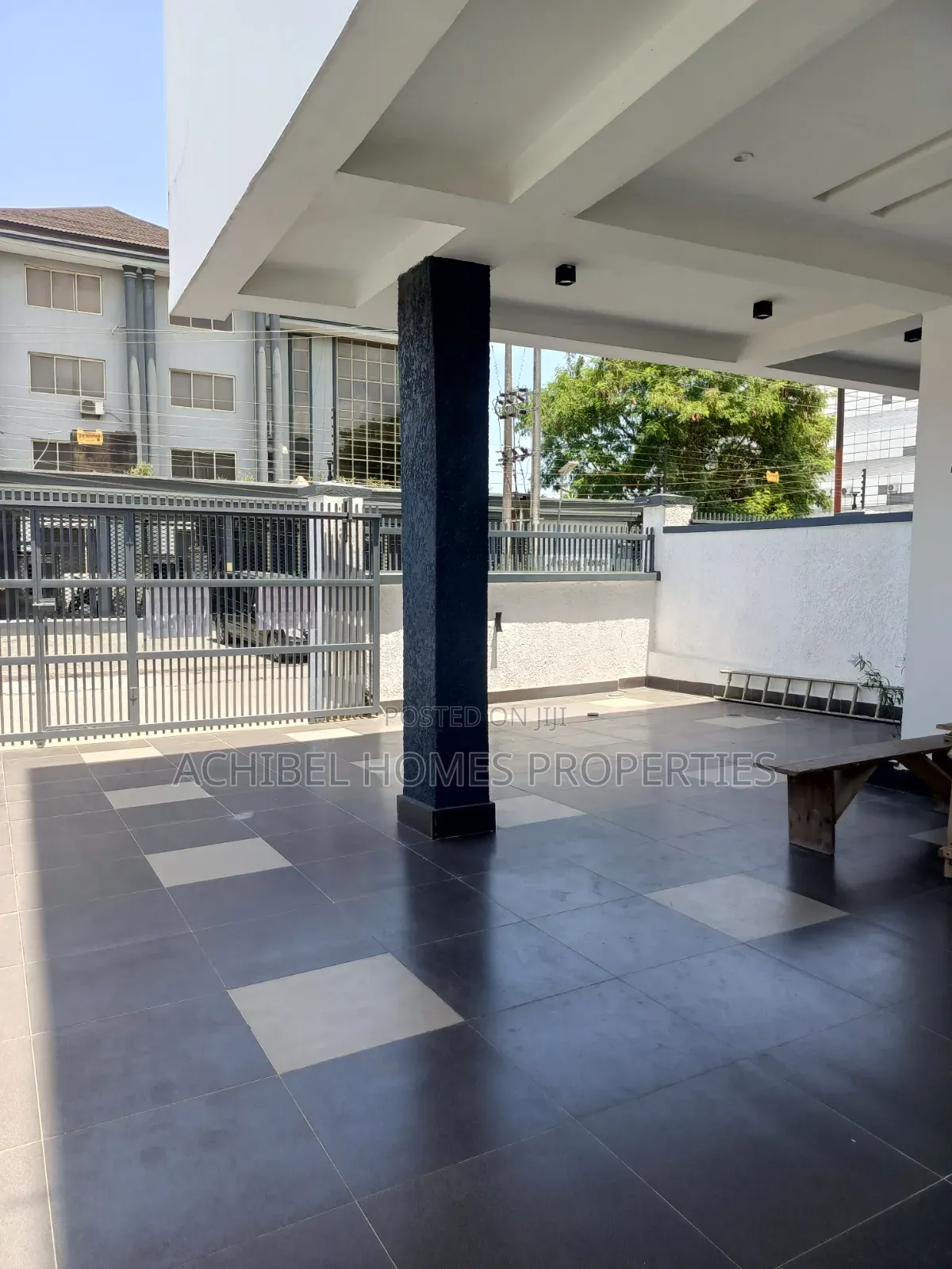 4bdrm Duplex in Off Hakeem, Lekki Phase 1 for sale in Lekki Phase 1