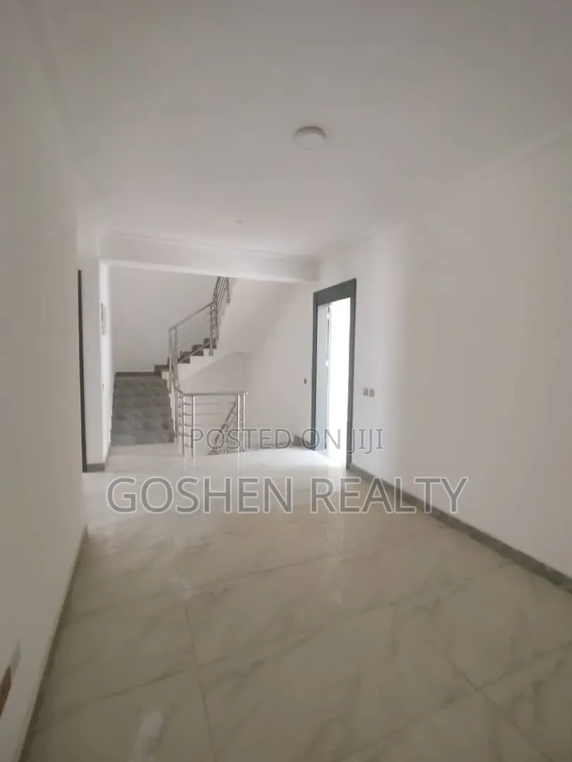 5bdrm Townhouse / Terrace in Jahi Glimor for rent in Jahi