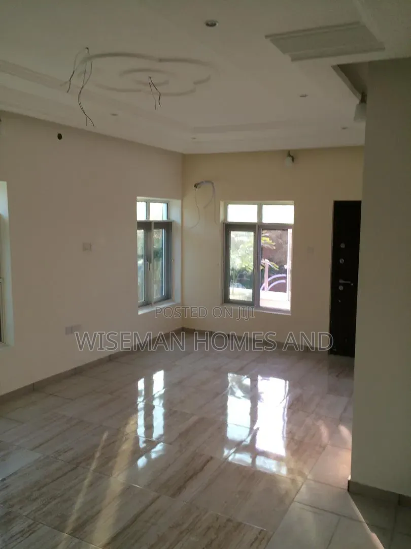5bdrm Duplex in Eleganza Estate, VGC / Ajah for sale in VGC / Ajah