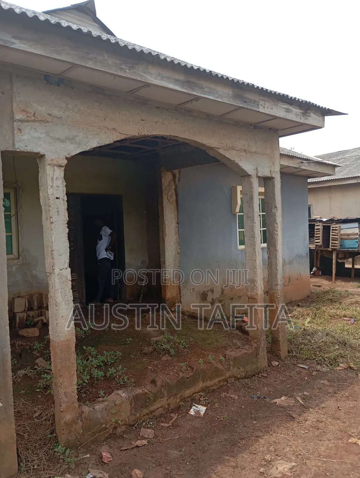 3bdrm Bungalow in Ayobo for sale in Ayobo