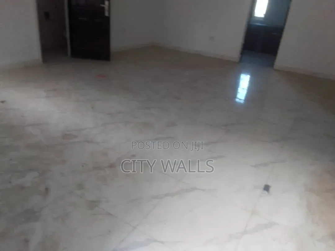 3bdrm Block of Flats in Ogombo for rent in Ogombo