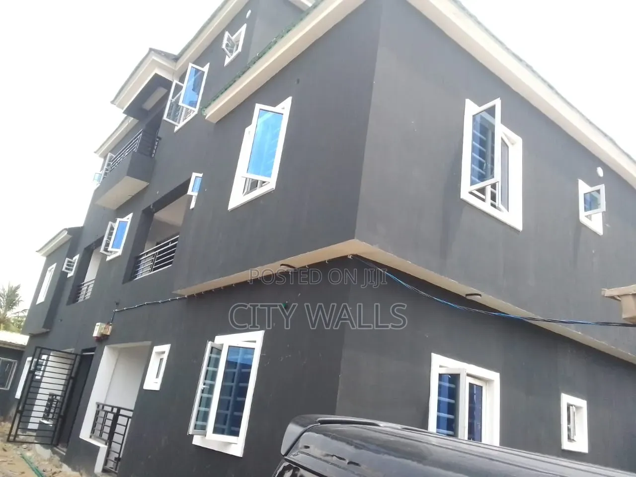 2bdrm Block of Flats in Ogombo for rent in Ogombo