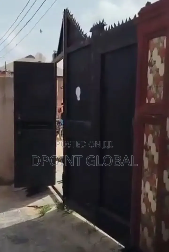 4bdrm Bungalow in Not Estate, Alagbado for sale in Alagbado