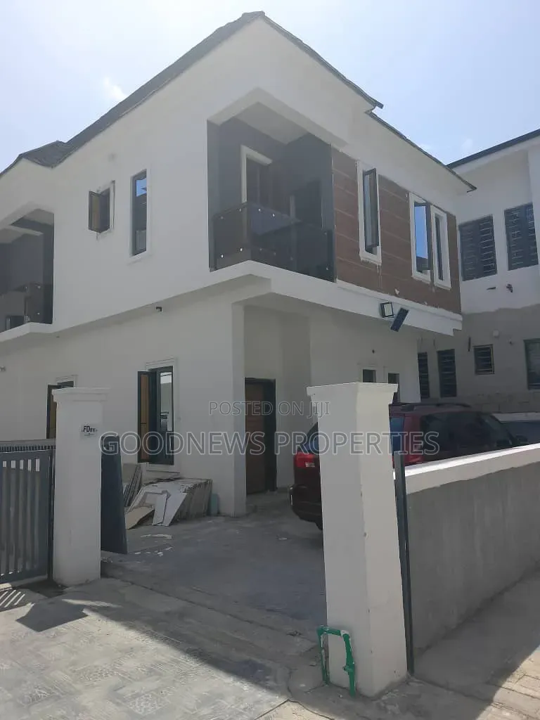 4bdrm Duplex in Vgc By Harris Drive for sale in VGC / Ajah