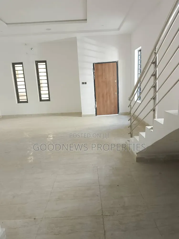 4bdrm Duplex in Vgc By Harris Drive for sale in VGC / Ajah
