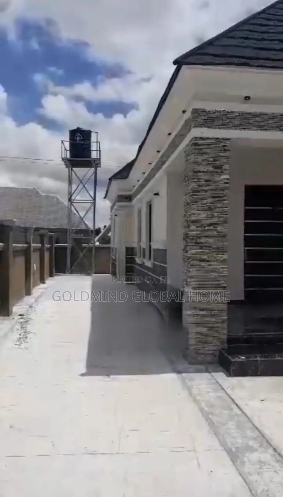3bdrm Bungalow in Lugbe - Abuja for sale in Sabon Lugbe