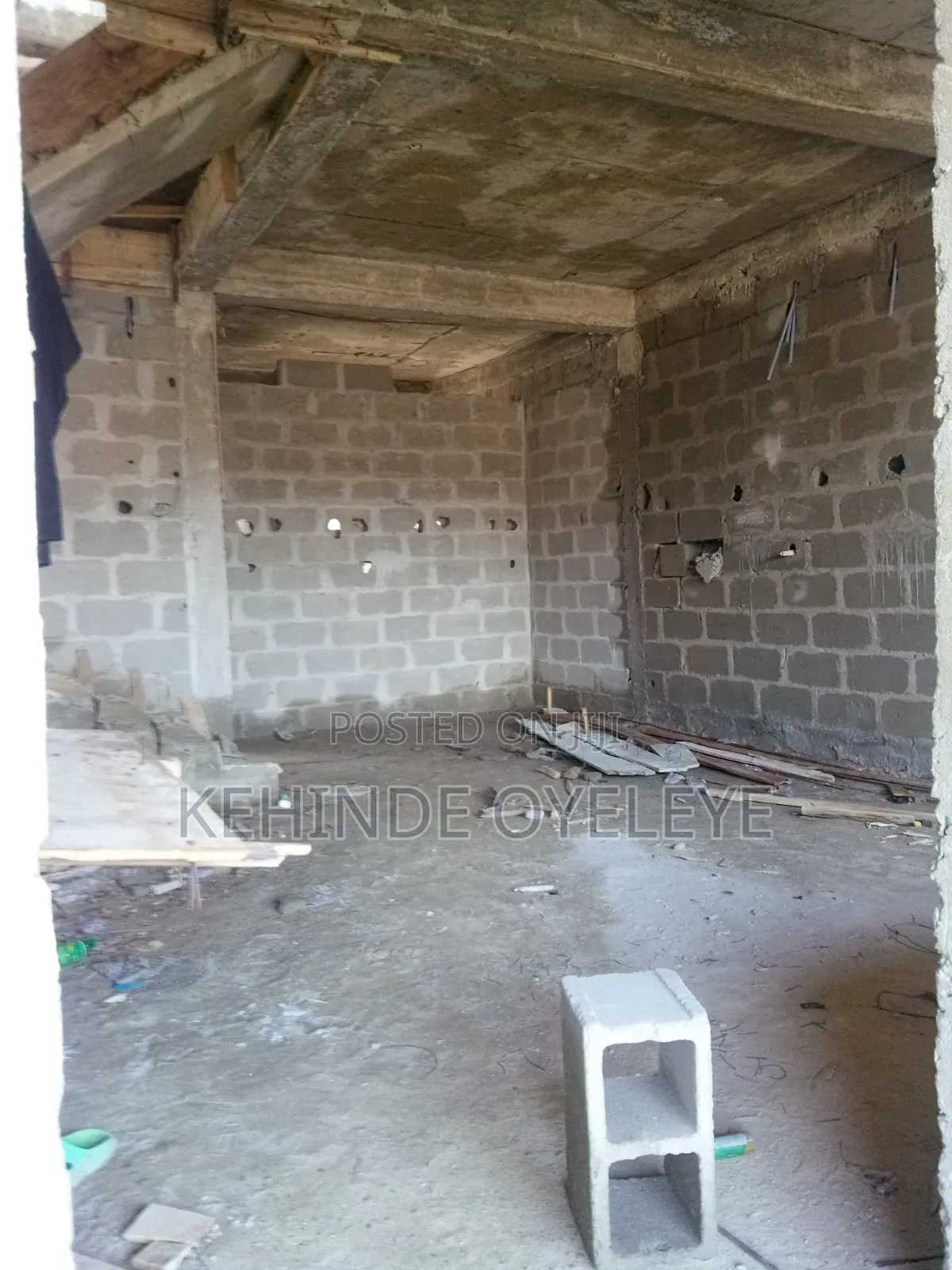 3bdrm House In Ayhome, Off Lekki-epe Expressway For Sale in Off Lekki-Epe Expressway