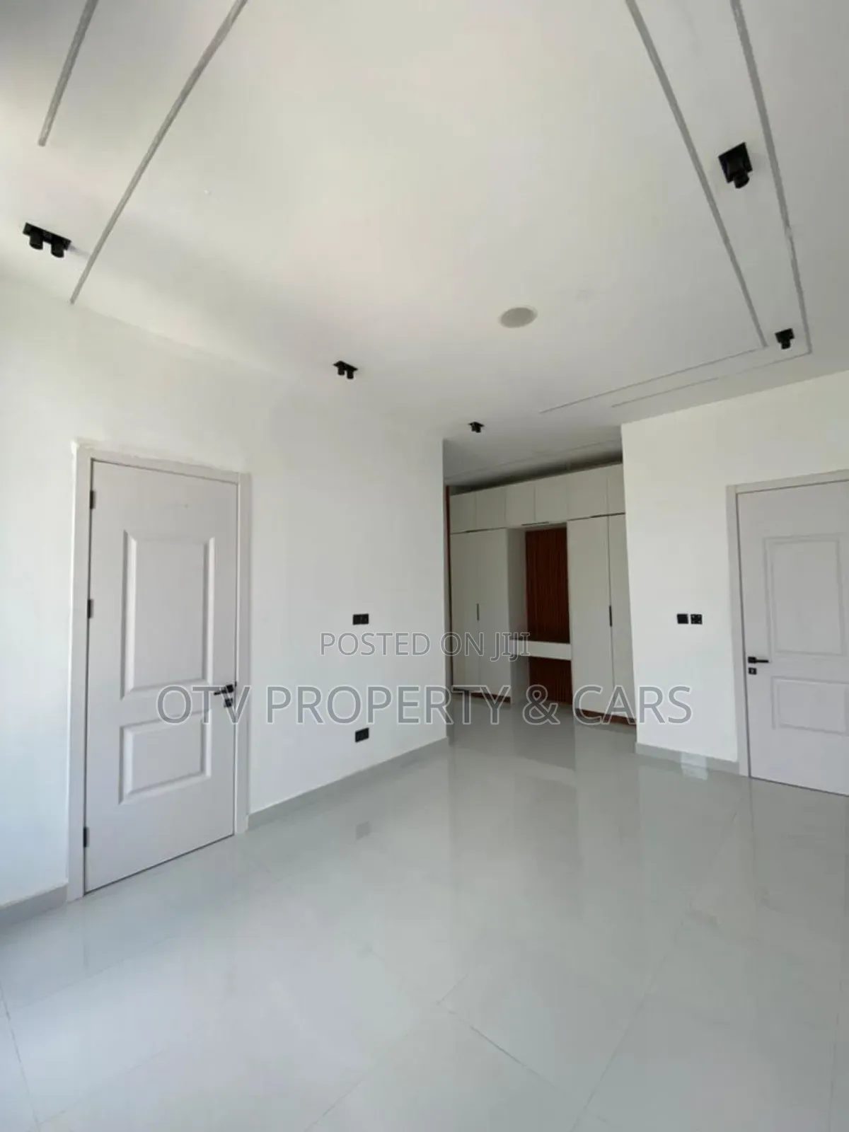 Furnished 5bdrm Townhouse/Terrace in Lekki Phase 1 for sale in Lekki Phase 1