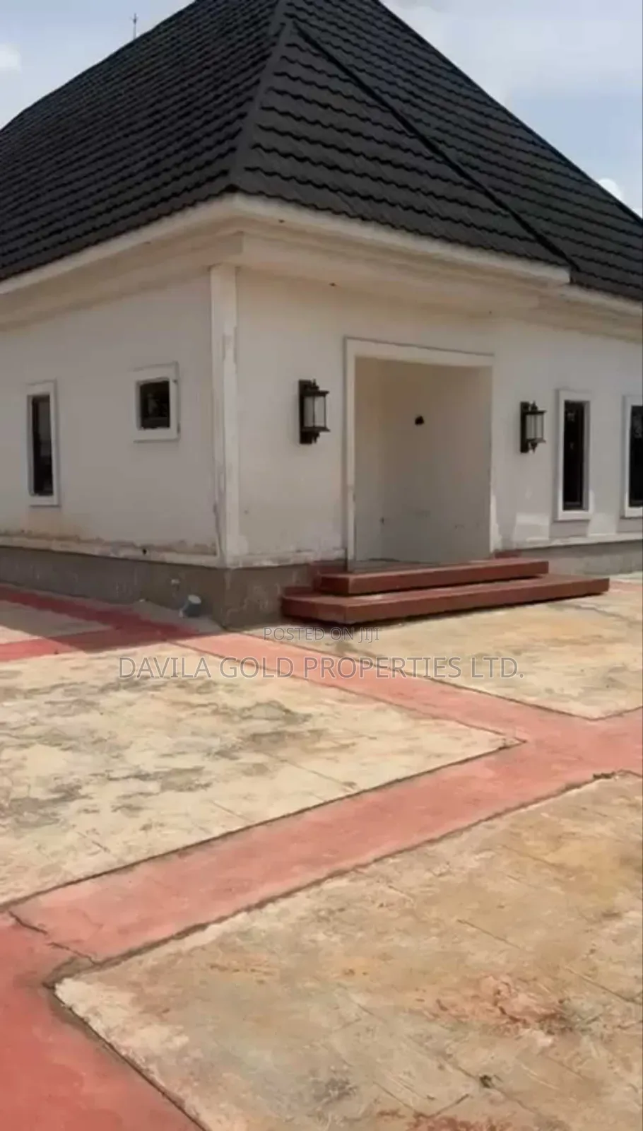 4bdrm Bungalow in Benin City for sale in Benin City