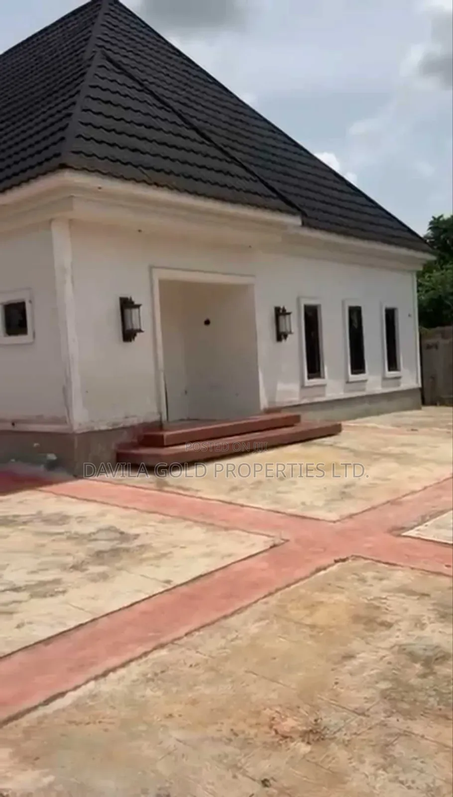 4bdrm Bungalow in Benin City for sale in Benin City