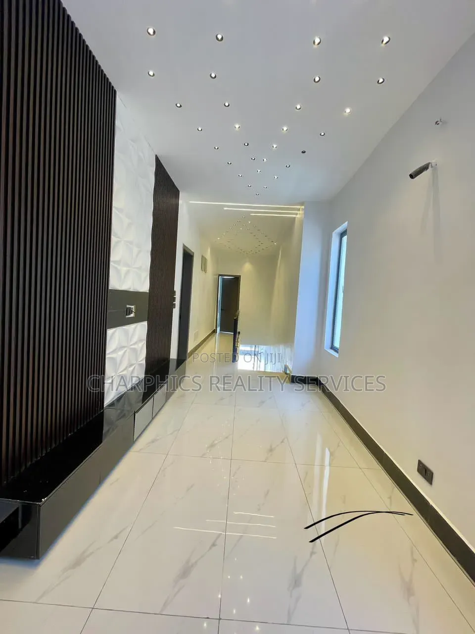 5bdrm Duplex in Off Lekki-Epe Expressway for sale in Off Lekki-Epe Expressway
