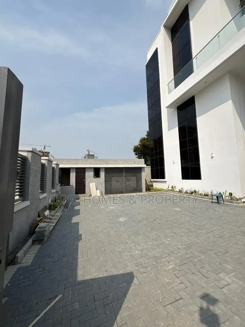 6bdrm Duplex in Banana Island, Old Ikoyi for sale in Old Ikoyi