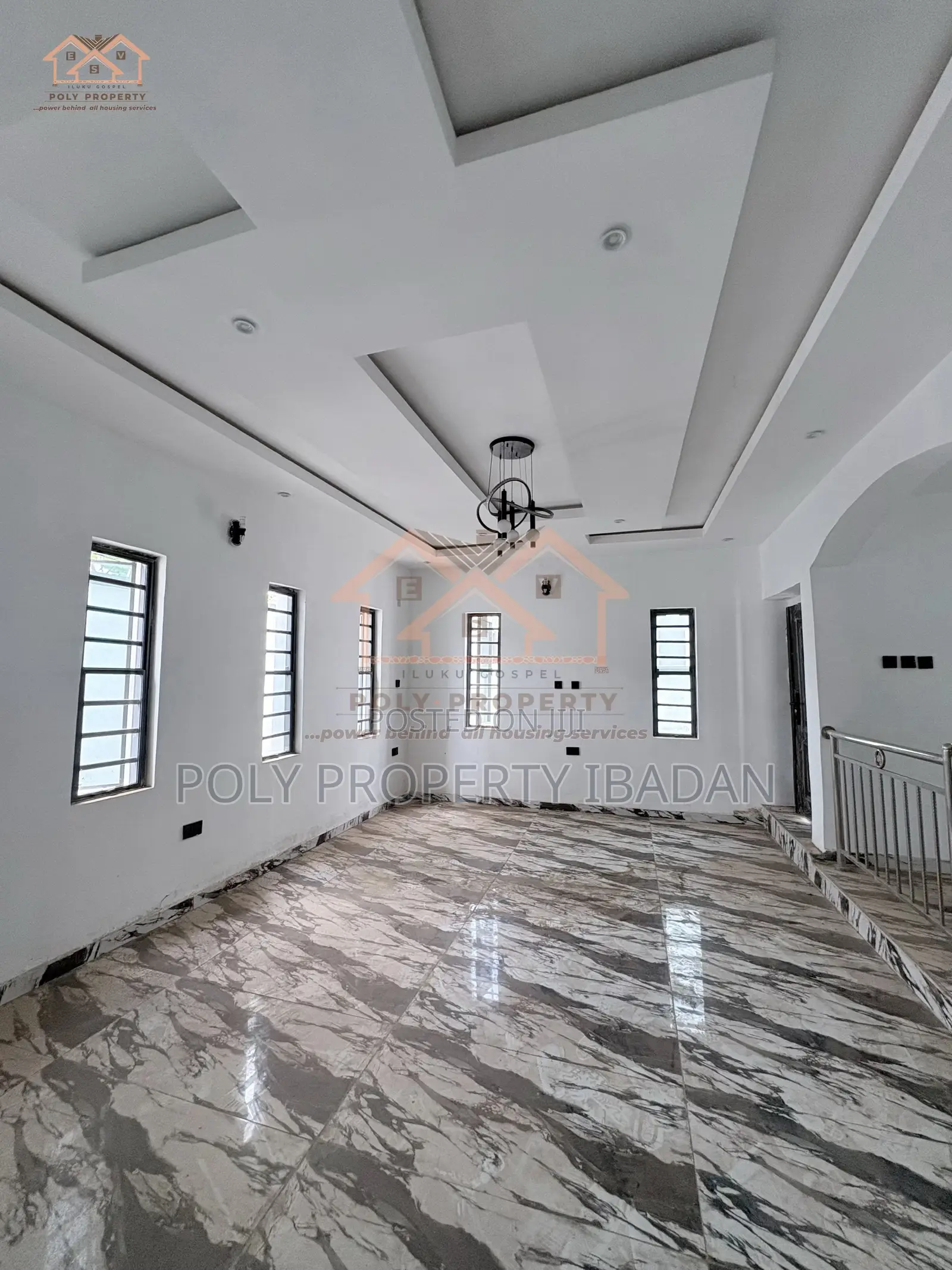 4bdrm Duplex in Kolapo Ishola Gra, Ibadan for sale in Ibadan