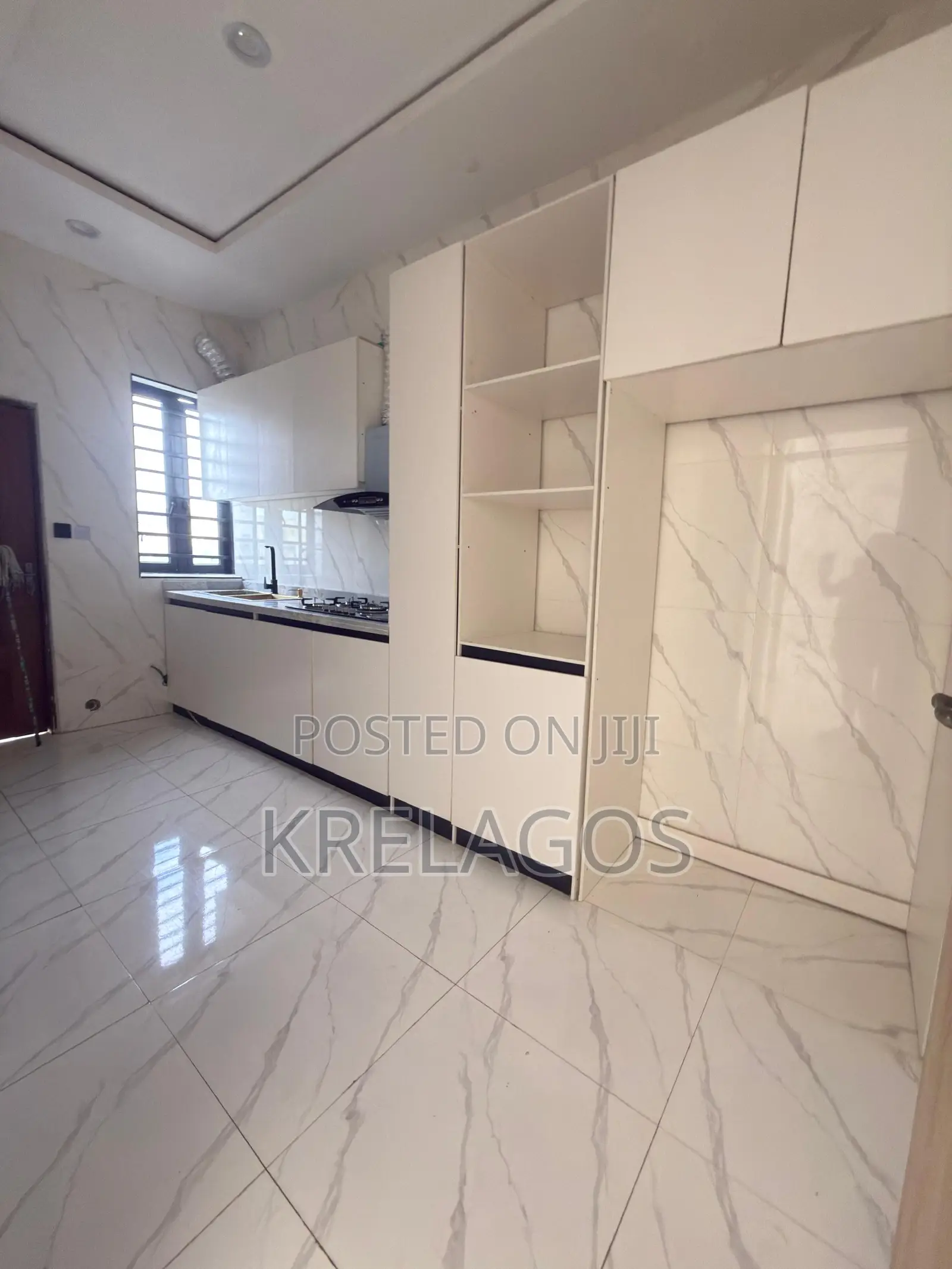 4bdrm Duplex in Abraham Adesanya Estate for sale in Abraham Adesanya Estate