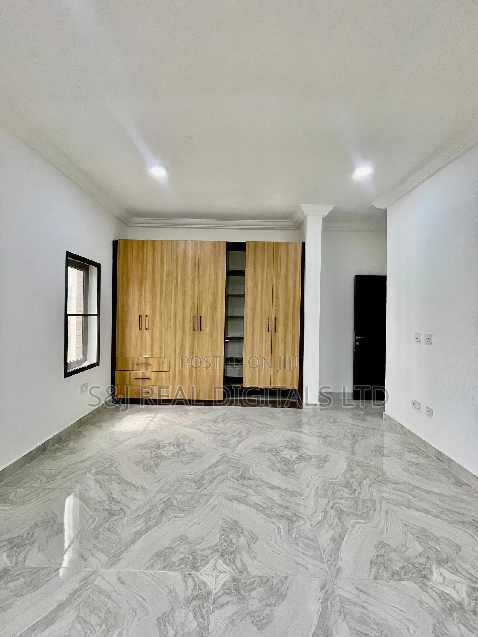 20bdrm Apartment in Katampe (Main) for sale in Katampe (Main)