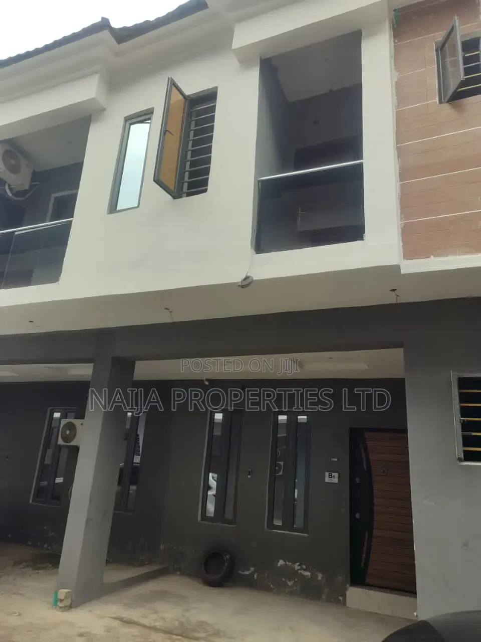 3bdrm Townhouse / Terrace in Harris Drive, Ikota for rent in Ikota