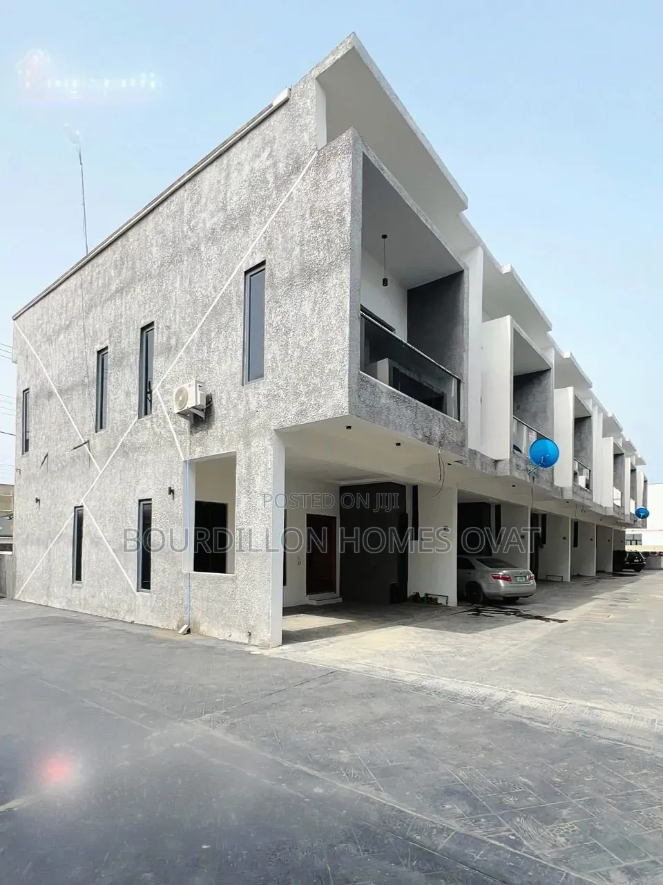 4bdrm Duplex in Ikota Villa Estate for sale in Ikota
