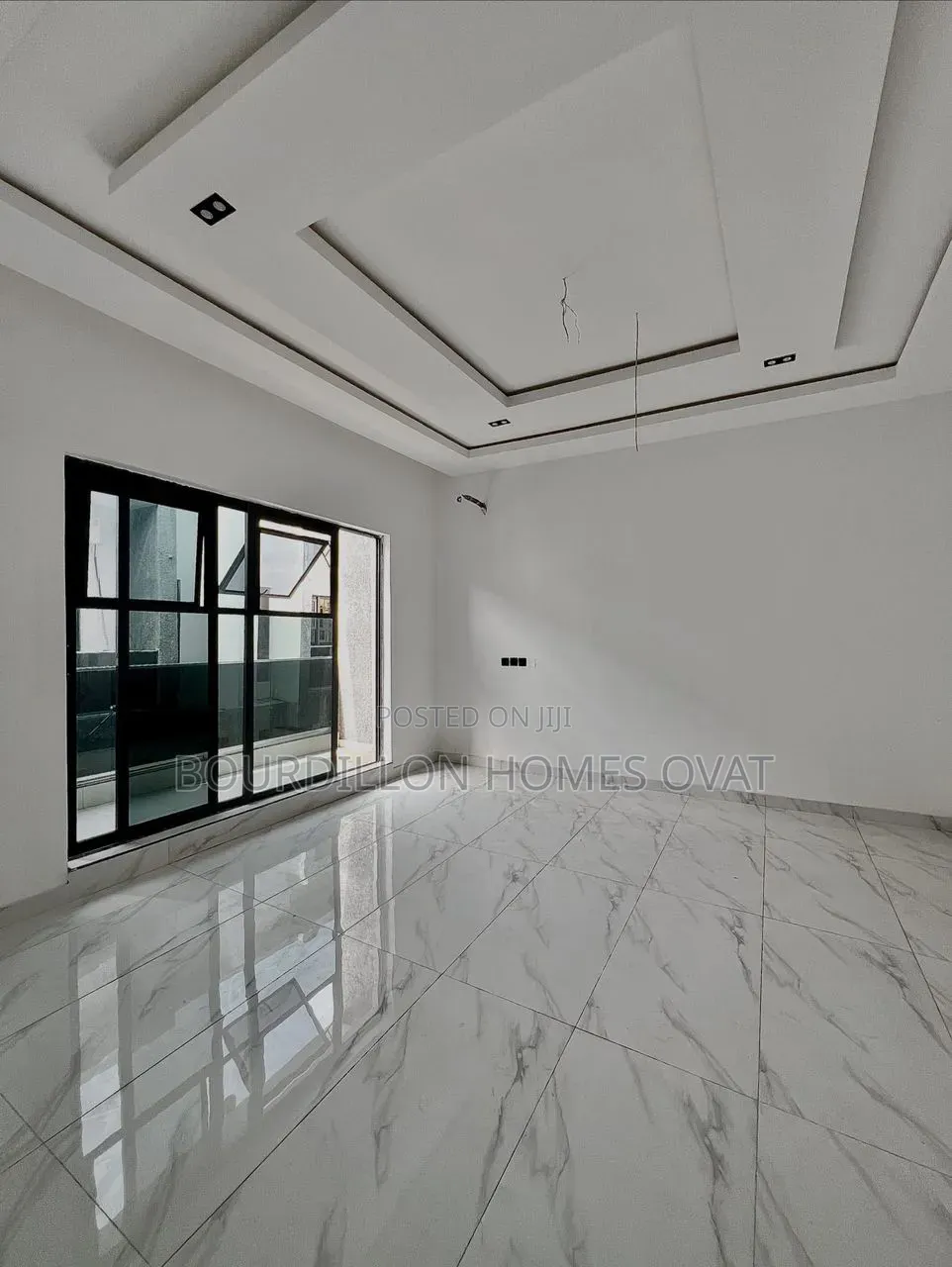 4bdrm Duplex in Ikota Villa Estate for sale in Ikota