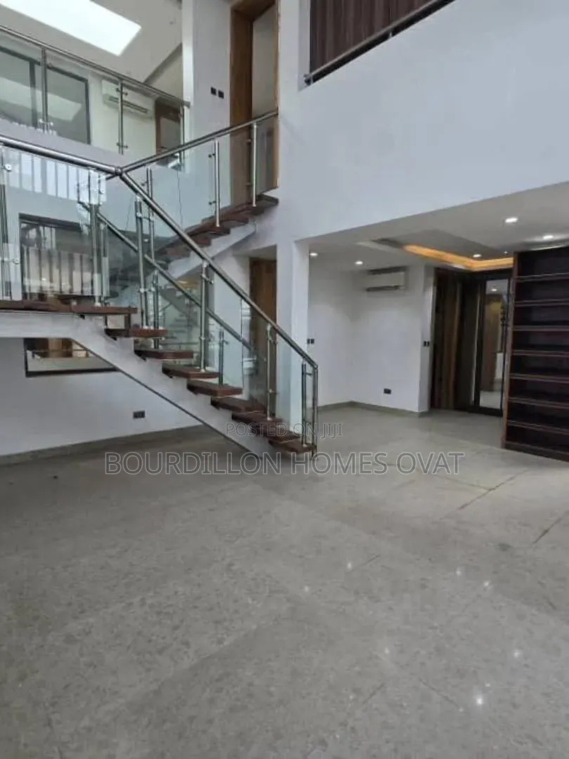 5bdrm Duplex in Ikoyi Lagos State for sale in Ikoyi S.W