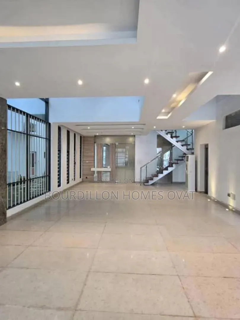 5bdrm Duplex in Ikoyi Lagos State for sale in Ikoyi S.W