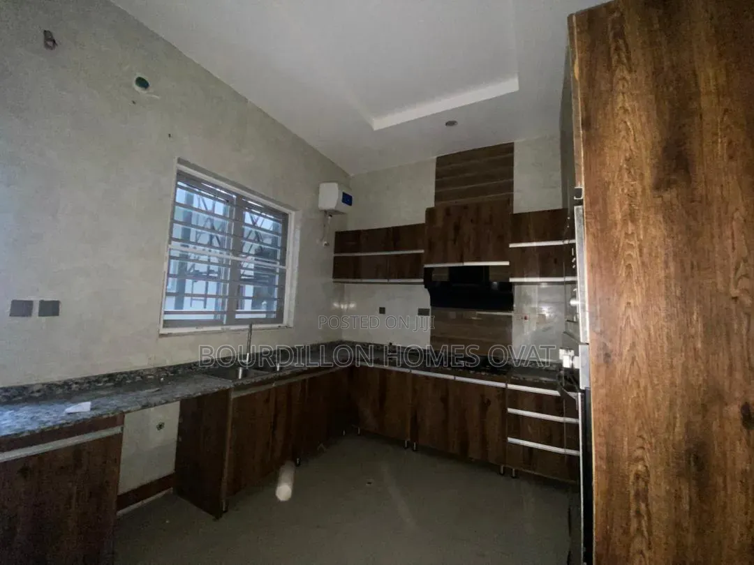 4bdrm Duplex in Harris Drive By Vgc for rent in VGC / Ajah