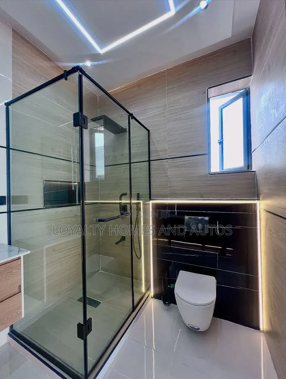 6bdrm Duplex in Bourdillon for sale in Bourdillon