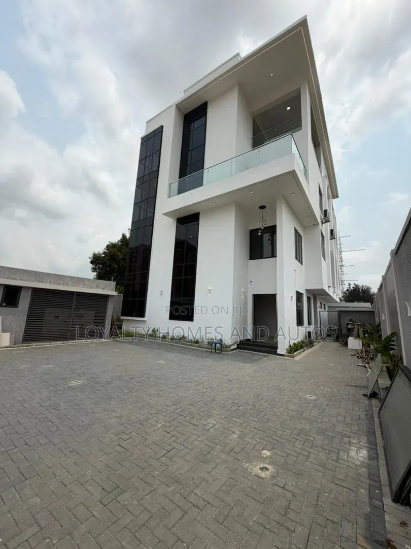 6bdrm Duplex in Old Ikoyi for sale in Old Ikoyi