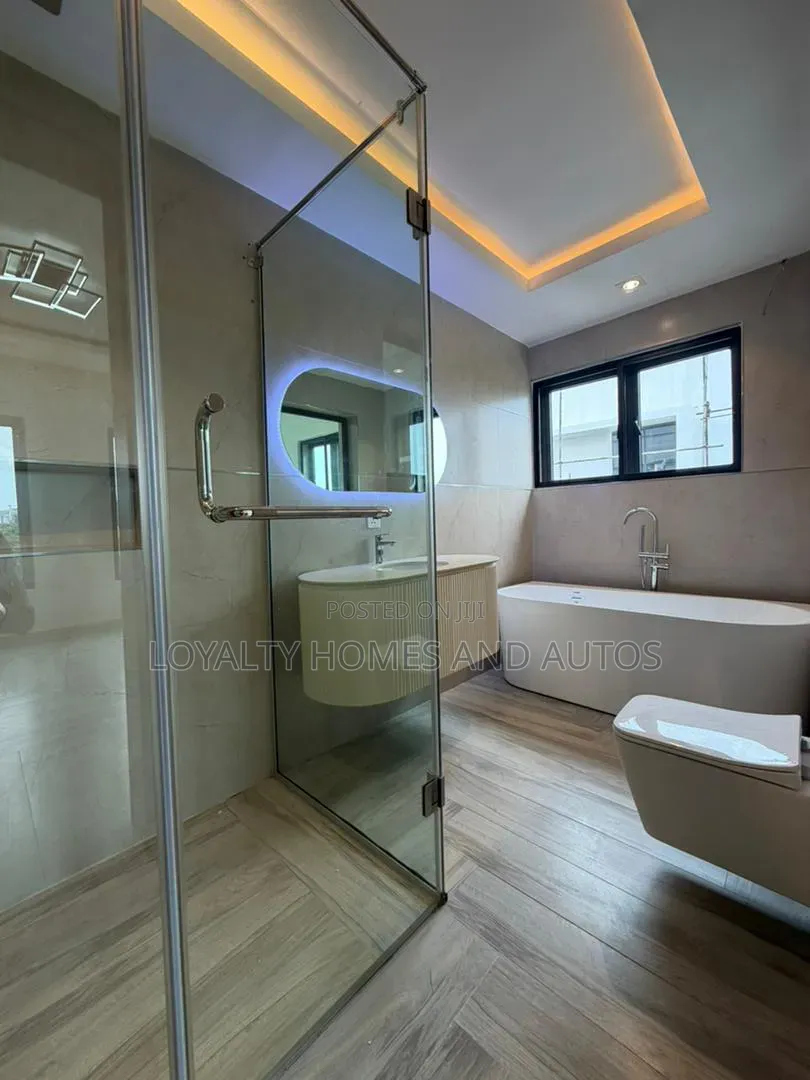 6bdrm Duplex in Old Ikoyi for sale in Old Ikoyi