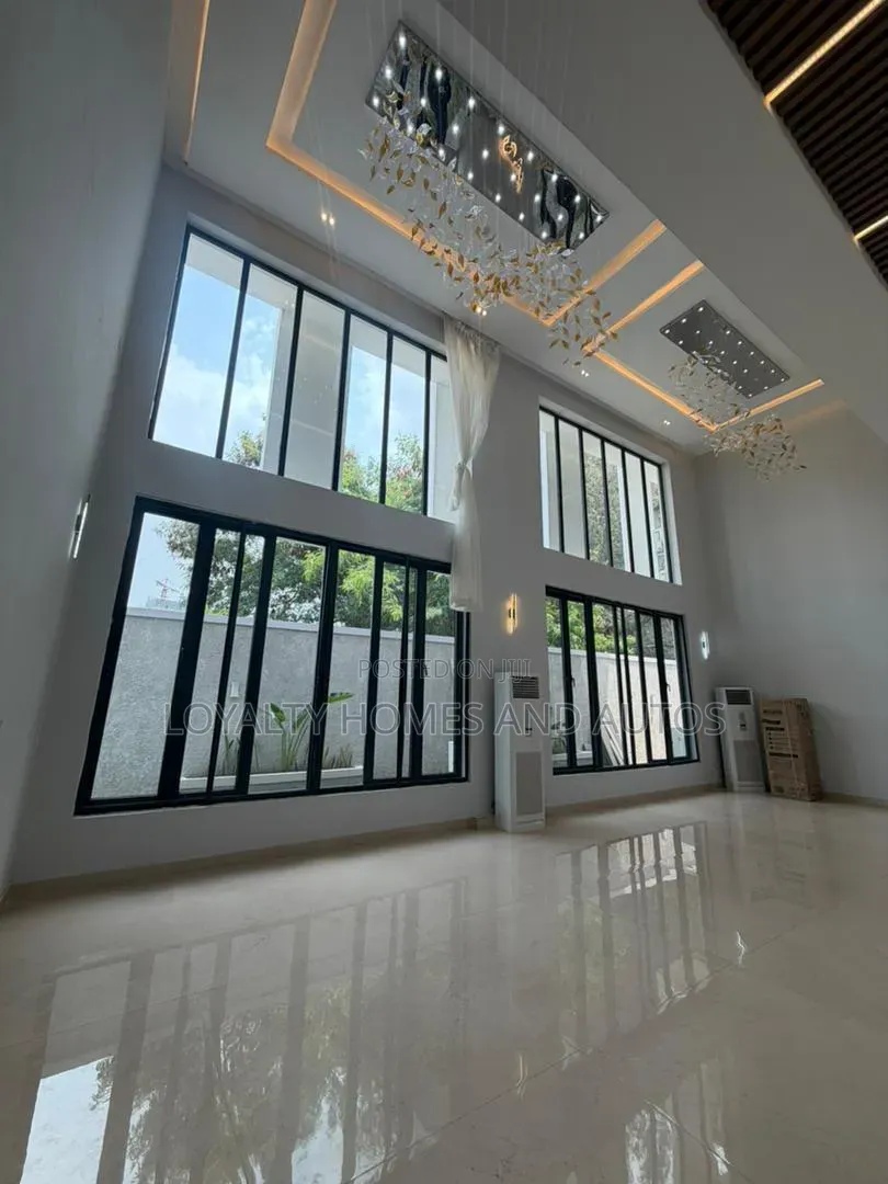 6bdrm Duplex in Old Ikoyi for sale in Old Ikoyi