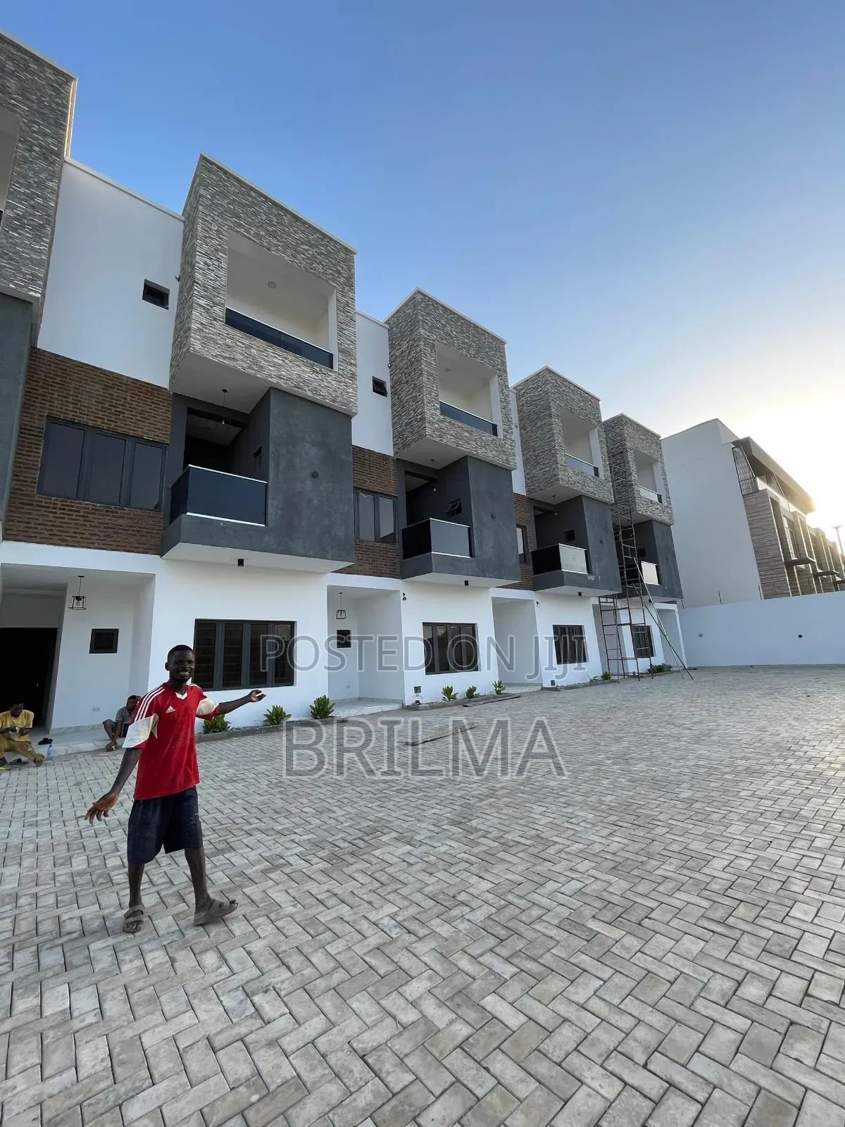 4bdrm Duplex in Jahi for sale in Jahi