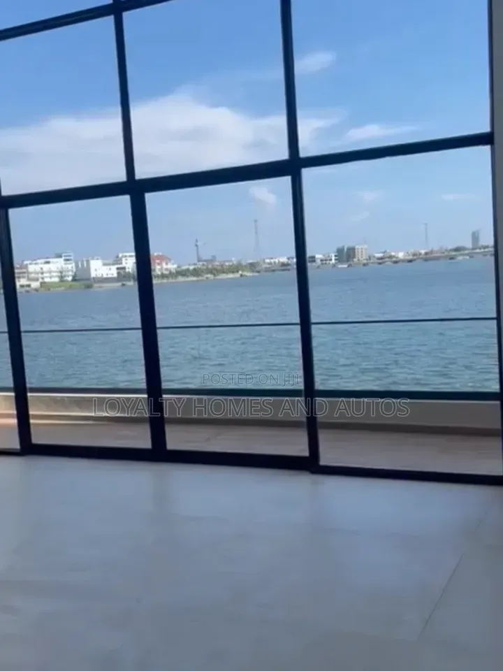 5bdrm House in Banana Island for sale in Banana Island