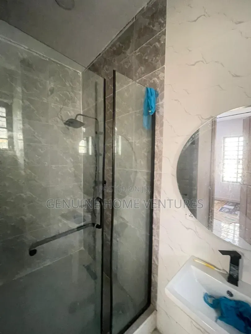 2bdrm Apartment in Ologolo Lekki for rent in Ologolo