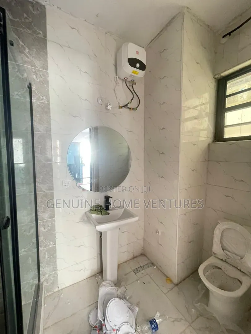 2bdrm Apartment in Ologolo Lekki for rent in Ologolo
