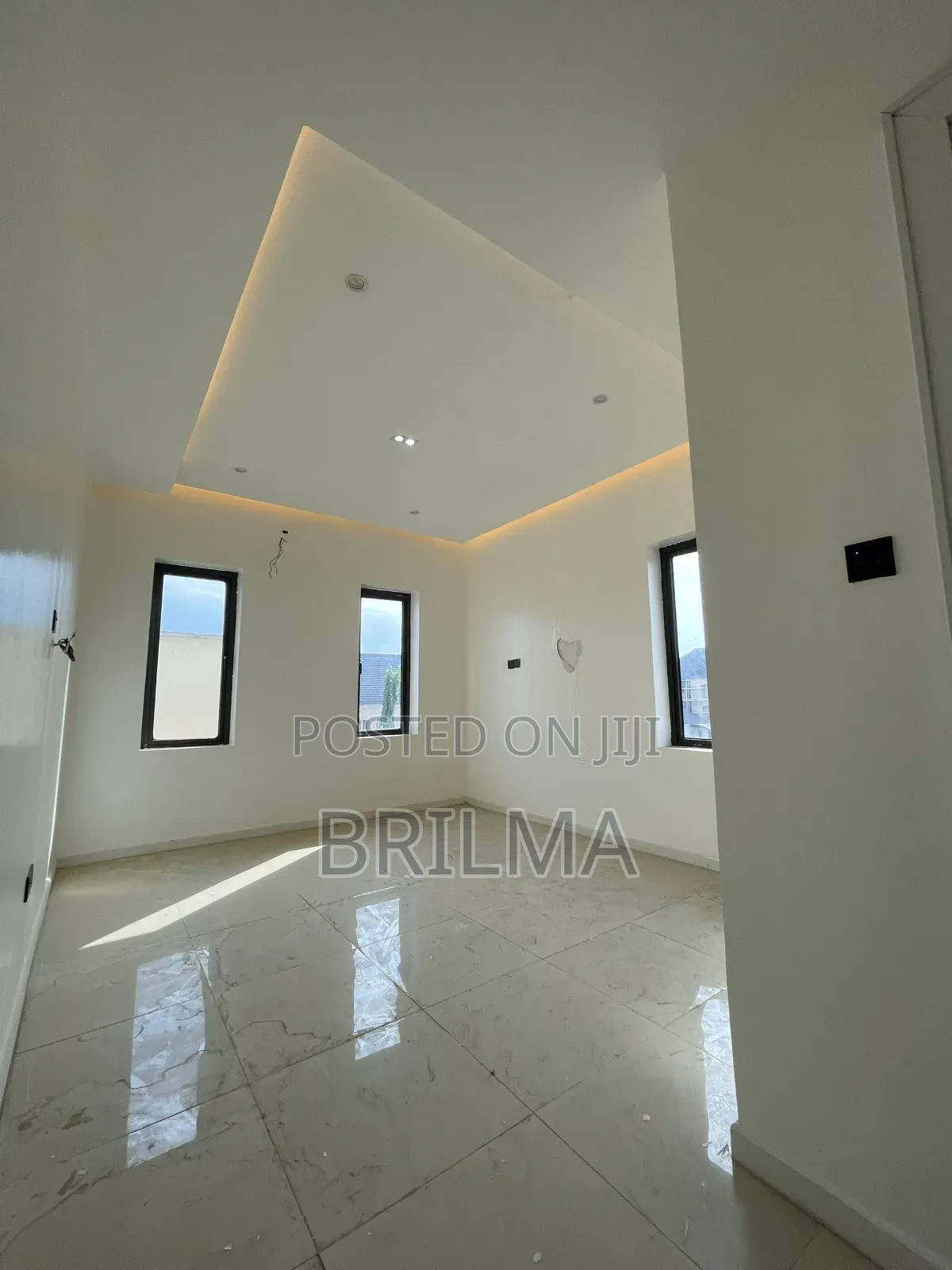 3bdrm Duplex in Jahi for sale in Jahi