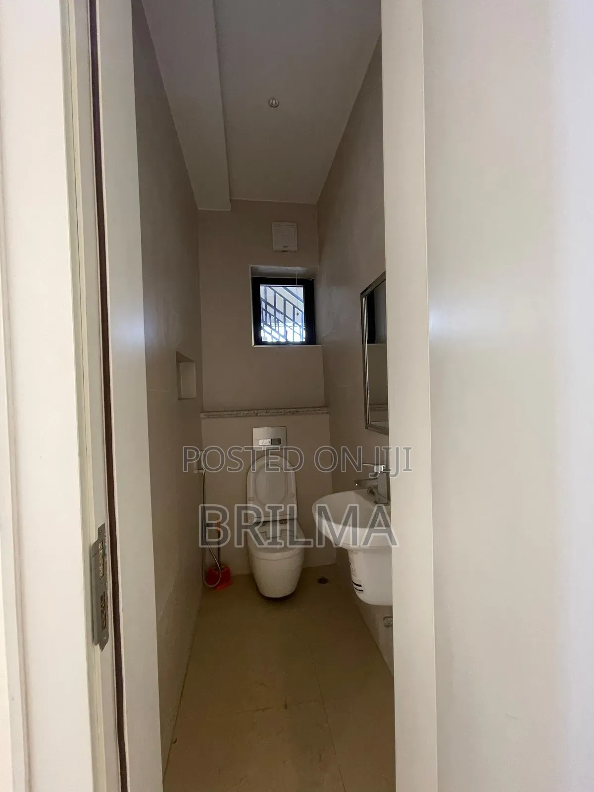 3bdrm Duplex in Jahi for sale in Jahi