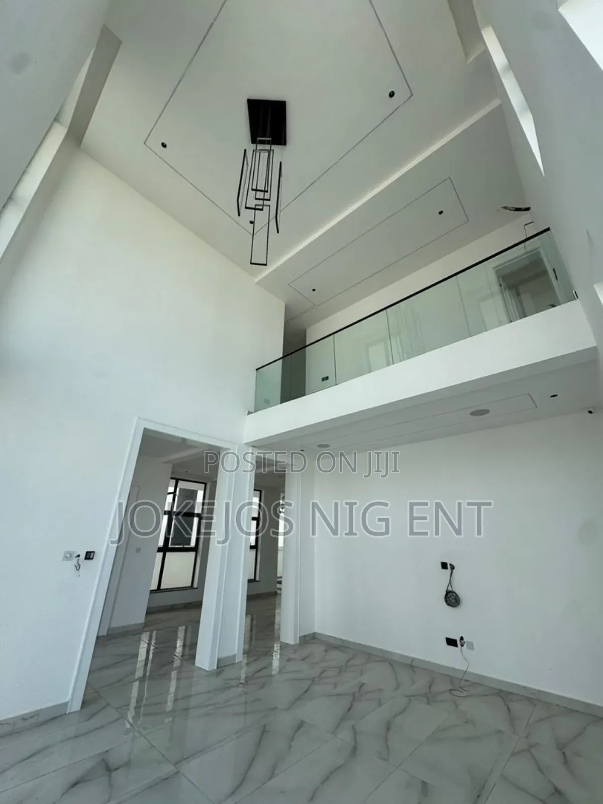 5bdrm Duplex in Ikate for sale in Ikate