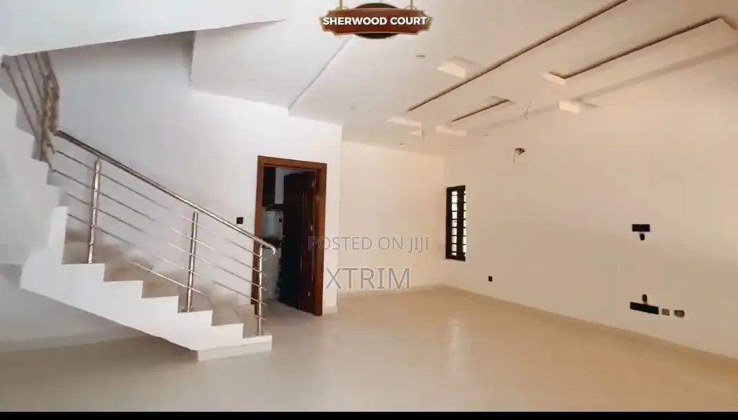 4bdrm Duplex in Sherwood Court, Sangotedo for sale in Sangotedo