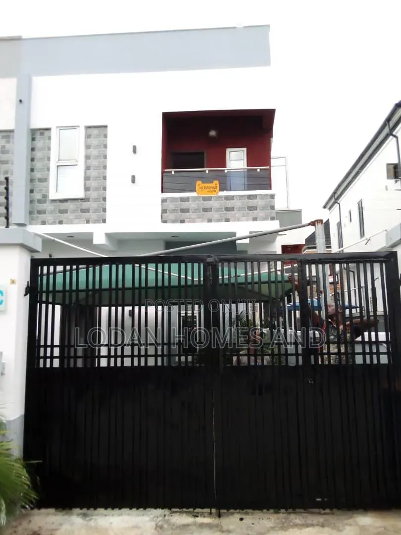 5bdrm Duplex in Villa Estate, Lekki Expressway for sale in Lekki Expressway