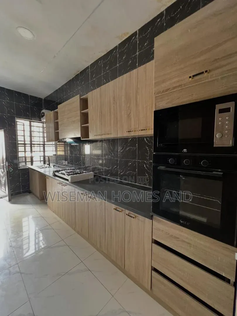 4bdrm Duplex in Ikota Lekki Eti-Osa for rent in Ikota