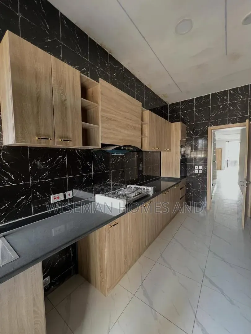 4bdrm Duplex in Ikota Lekki Eti-Osa for rent in Ikota