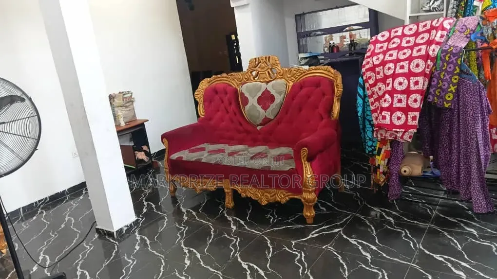 Furnished 6bdrm Duplex in Atlantic Layout for sale in Oke Ira / Ajah