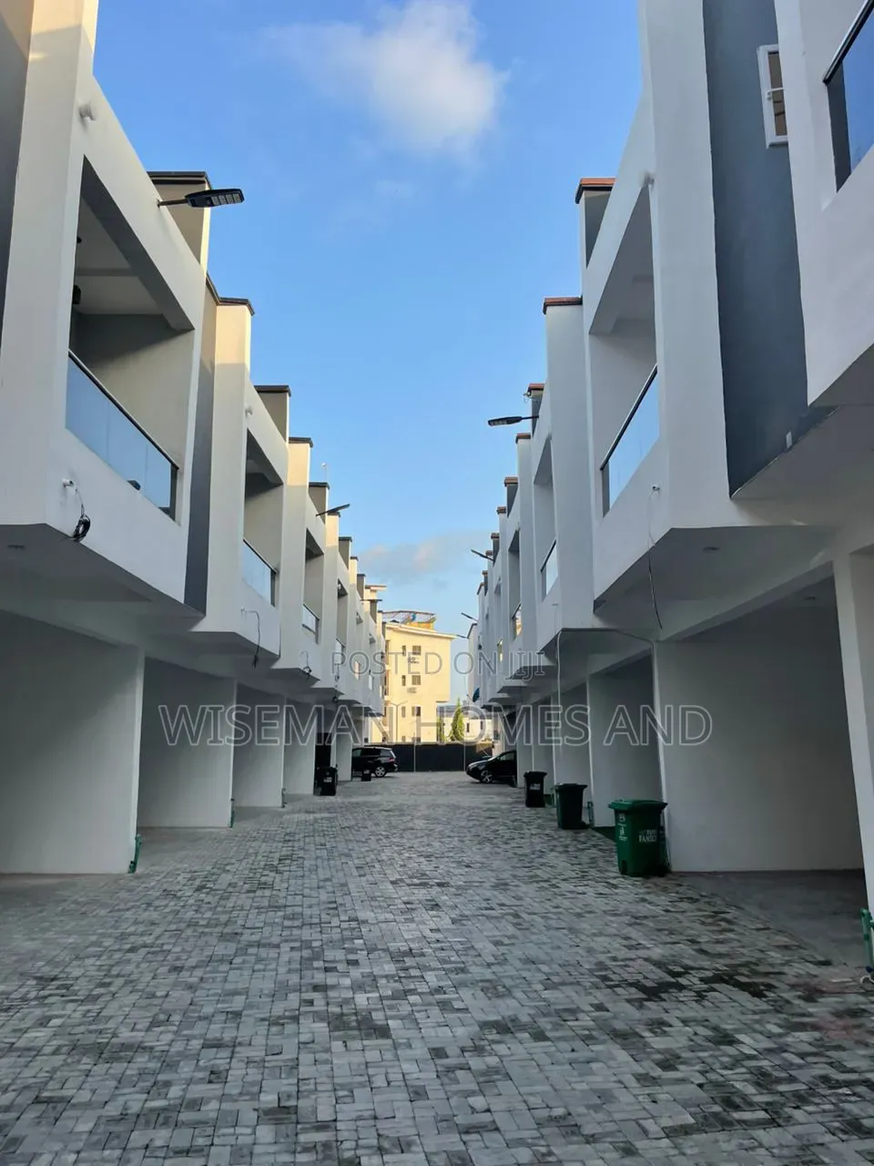 4bdrm Duplex in Ikota Lekki Eti-Osa for rent in Ikota