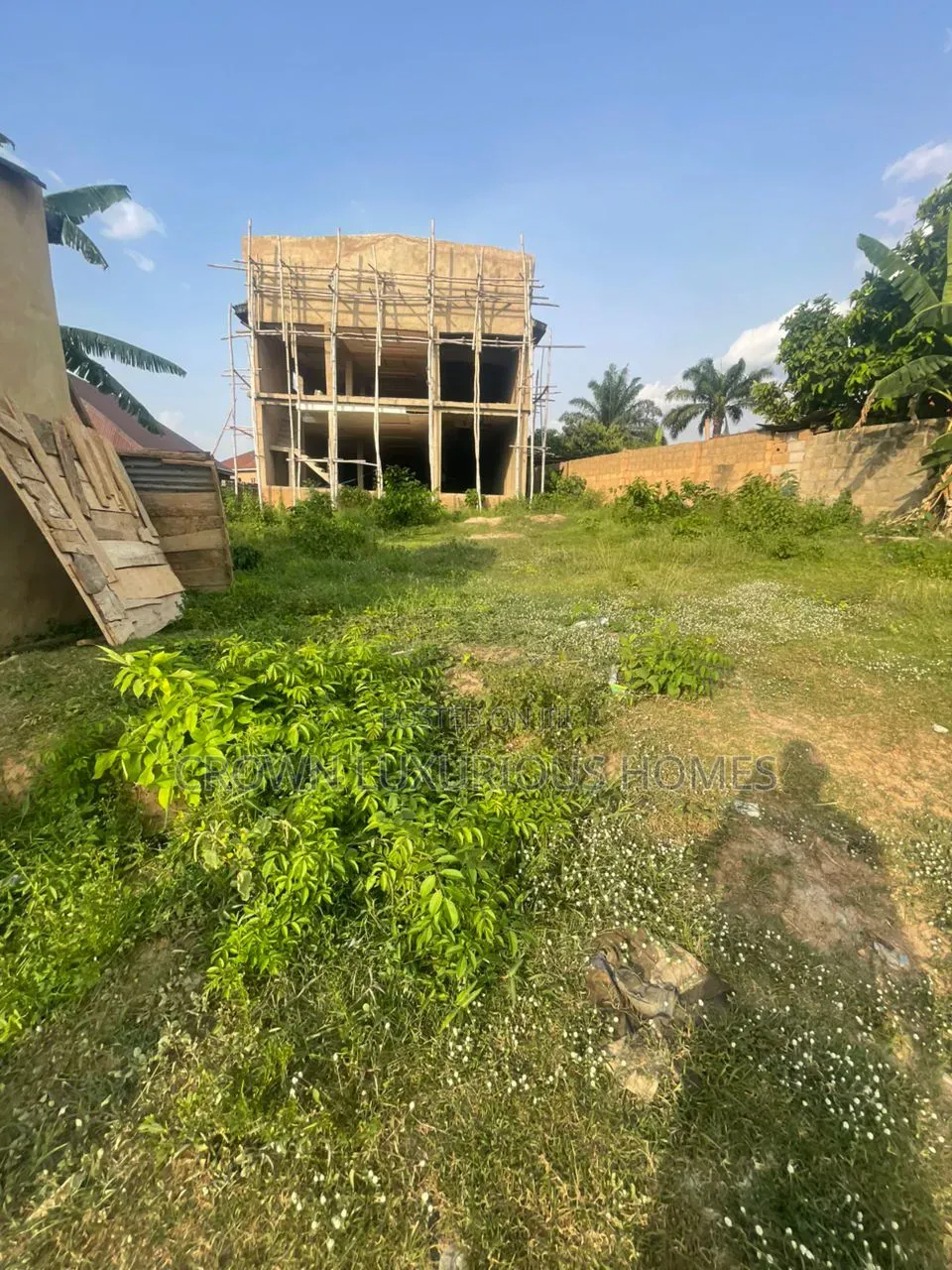 Land With Building for Sale in Ibadan