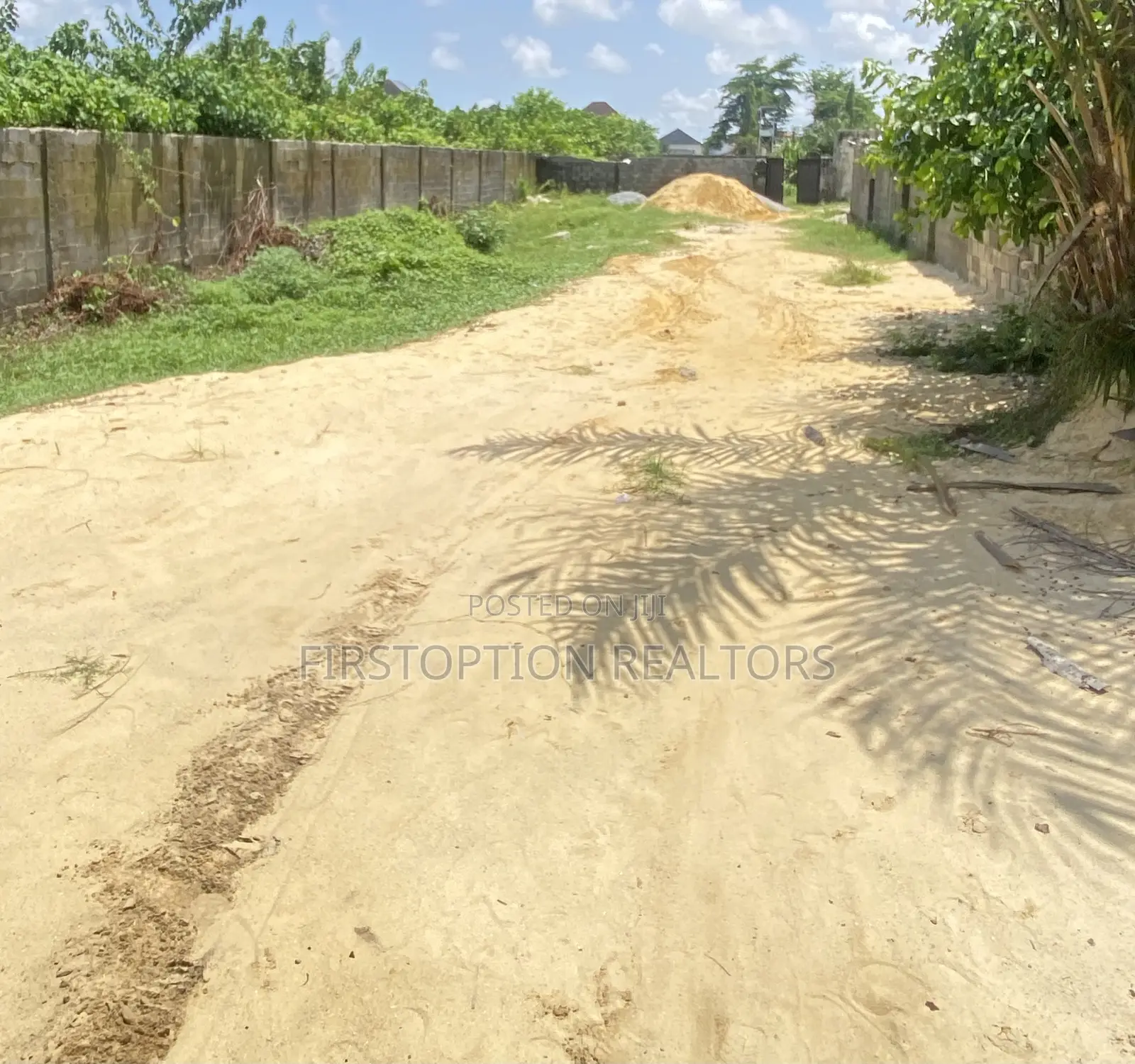 3200sqm Fenced Dryland at Ablag Avenue Off Monastery Road Sangotedo in Sangotedo