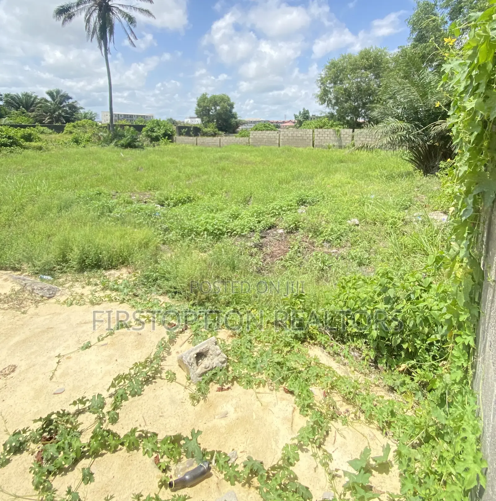 3200sqm Fenced Dryland at Ablag Avenue Off Monastery Road Sangotedo in Sangotedo